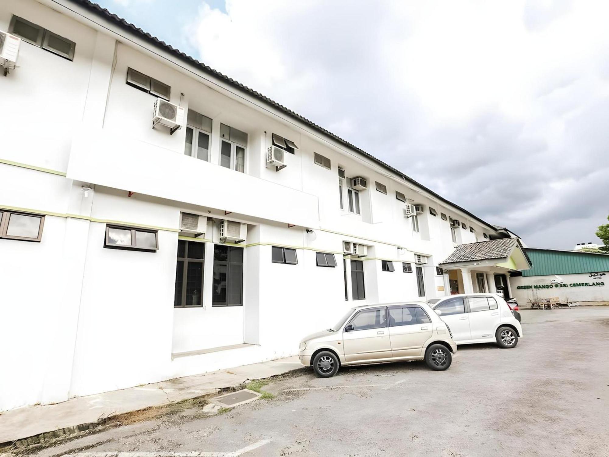 Oyo 89438 Green Mango Sri Cemerlang Kota Bharu Exteriér fotografie
